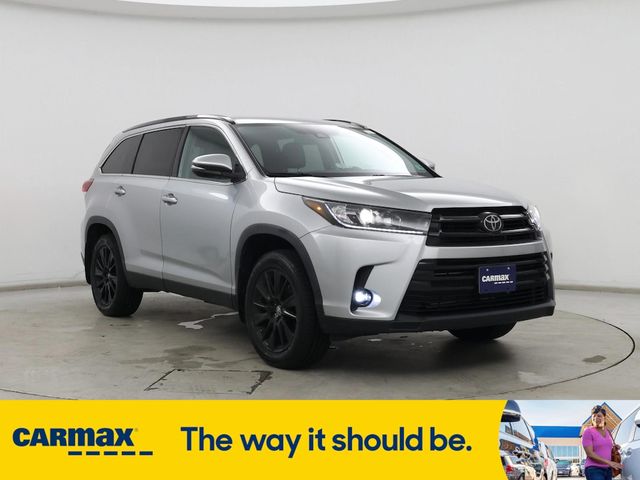 2019 Toyota Highlander SE