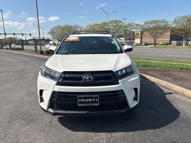 2019 Toyota Highlander SE