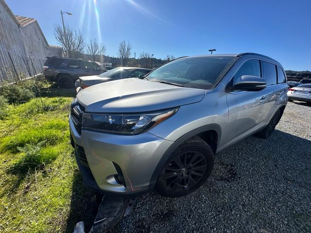 2019 Toyota Highlander SE