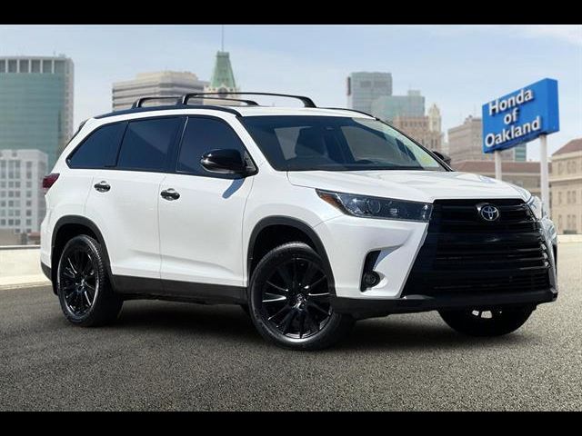 2019 Toyota Highlander SE