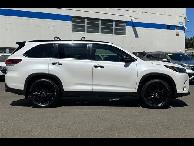 2019 Toyota Highlander SE