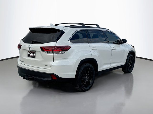 2019 Toyota Highlander SE