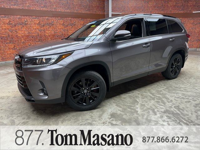 2019 Toyota Highlander SE