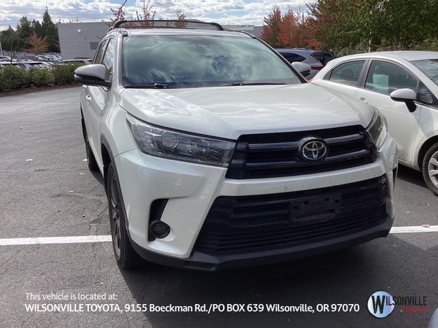 2019 Toyota Highlander SE