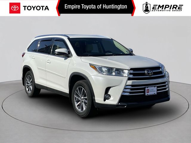 2019 Toyota Highlander SE