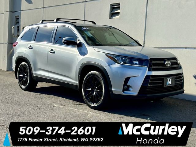 2019 Toyota Highlander SE