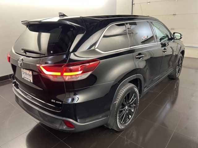 2019 Toyota Highlander 