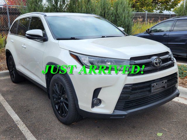 2019 Toyota Highlander SE