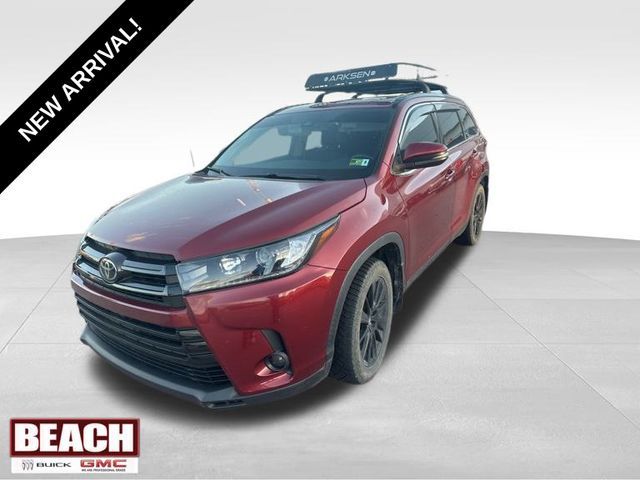 2019 Toyota Highlander SE