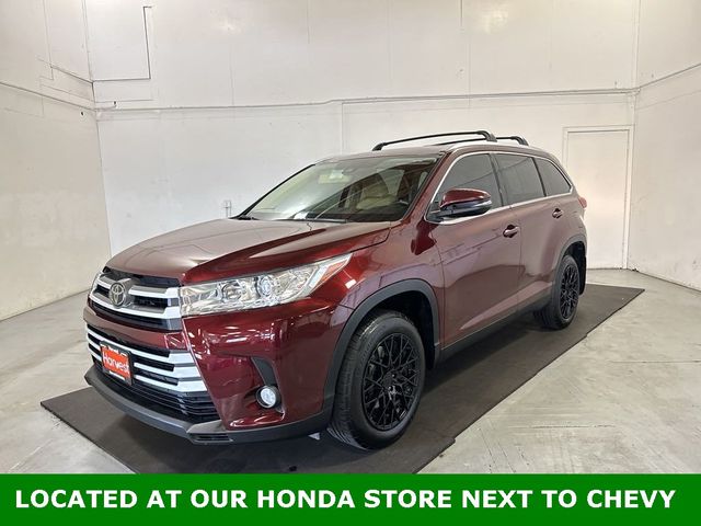 2019 Toyota Highlander SE