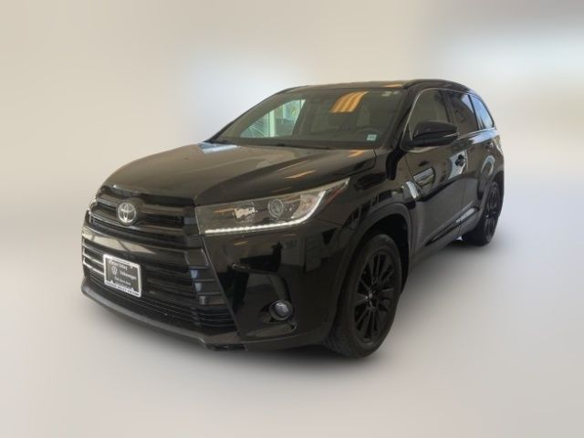 2019 Toyota Highlander SE