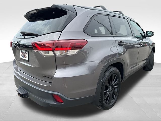 2019 Toyota Highlander SE