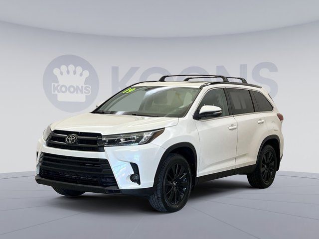 2019 Toyota Highlander SE