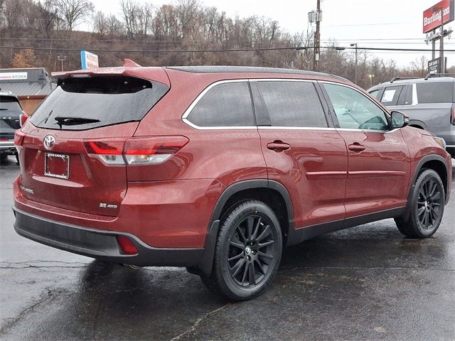 2019 Toyota Highlander SE