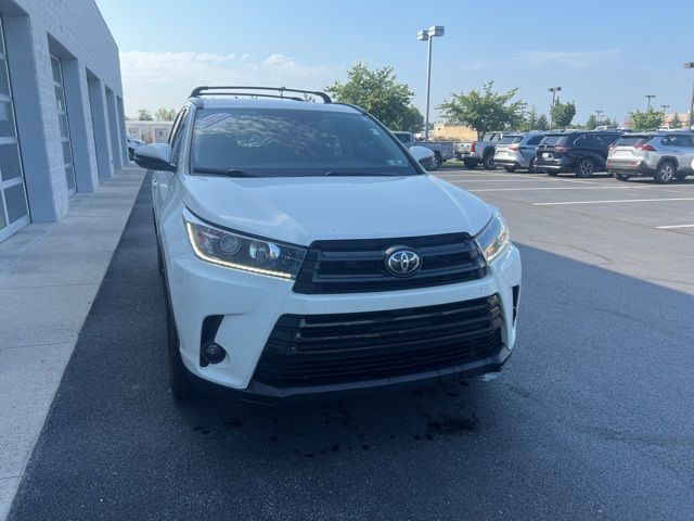 2019 Toyota Highlander SE