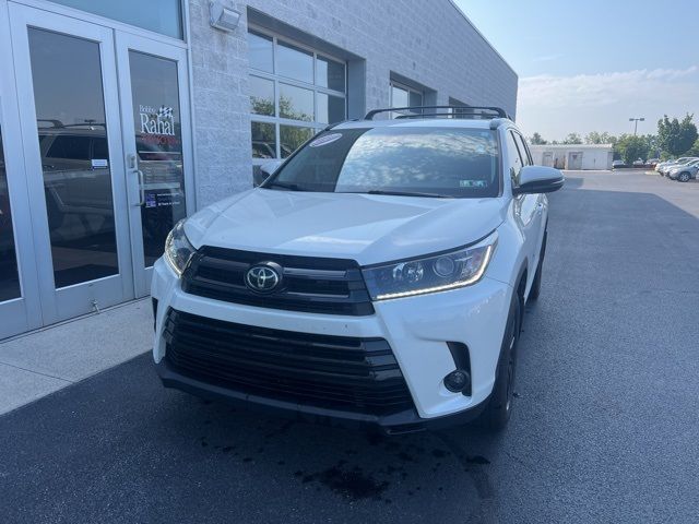 2019 Toyota Highlander SE