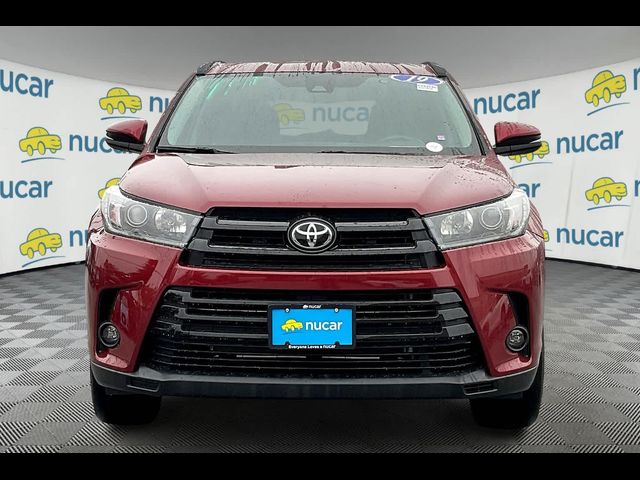 2019 Toyota Highlander SE