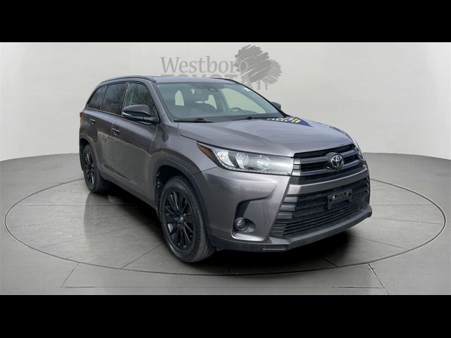 2019 Toyota Highlander SE