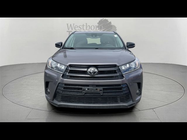 2019 Toyota Highlander SE