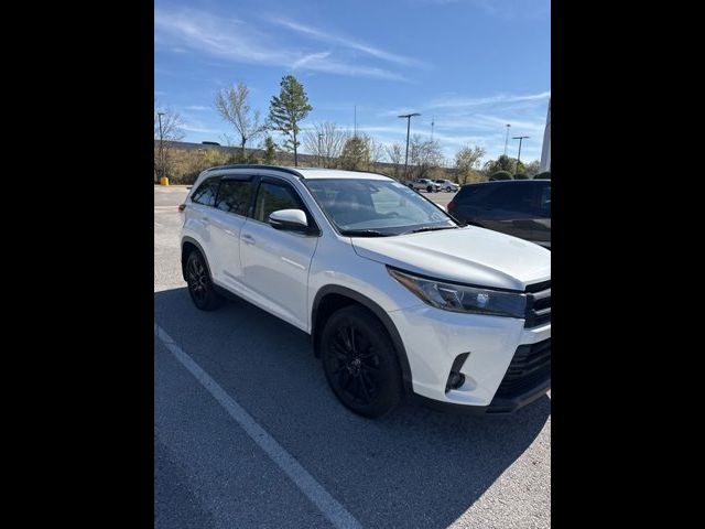 2019 Toyota Highlander SE