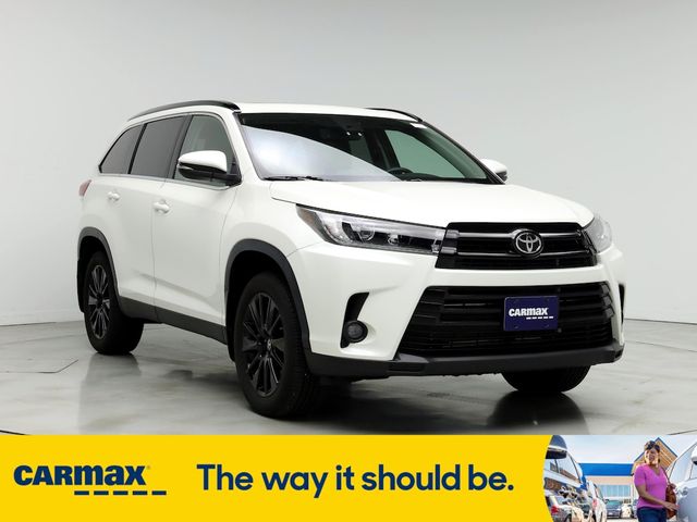 2019 Toyota Highlander SE