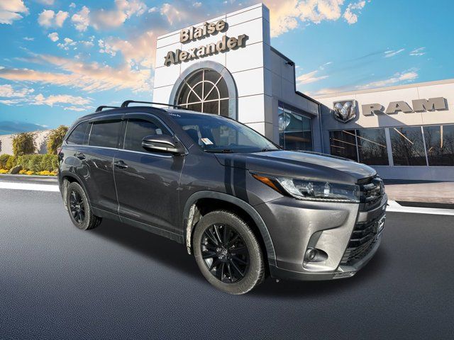 2019 Toyota Highlander SE