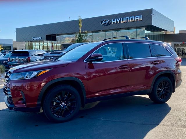 2019 Toyota Highlander SE