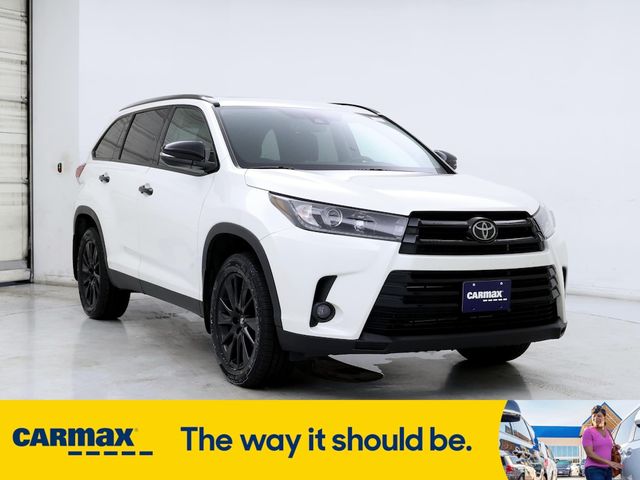 2019 Toyota Highlander SE