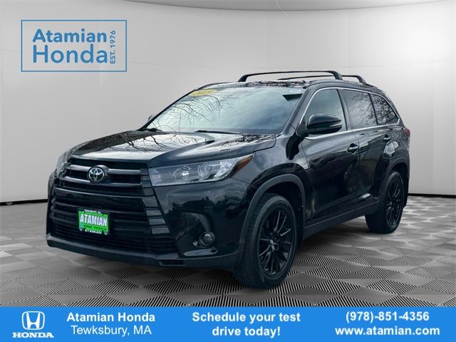 2019 Toyota Highlander SE