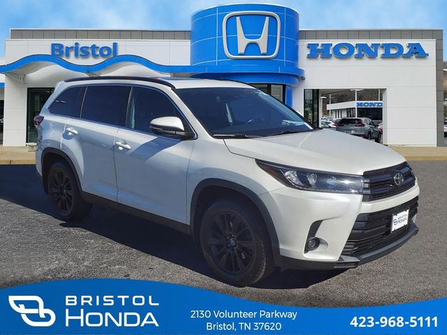 2019 Toyota Highlander SE