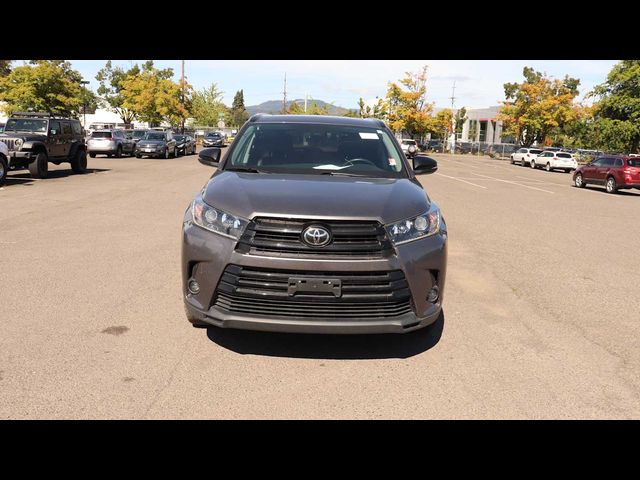 2019 Toyota Highlander SE