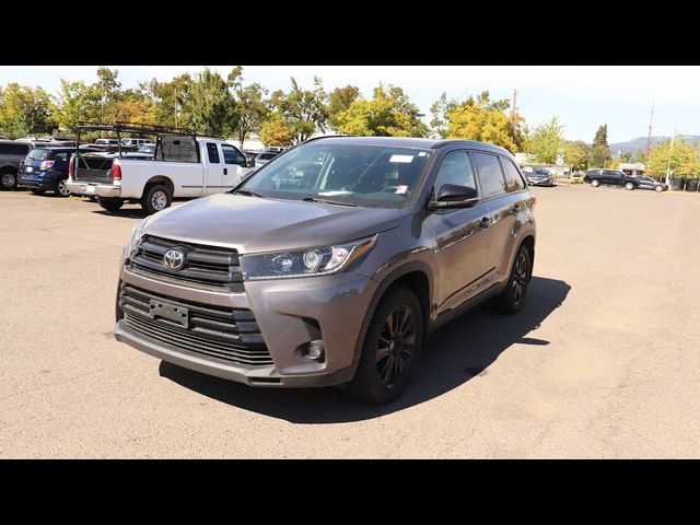 2019 Toyota Highlander SE