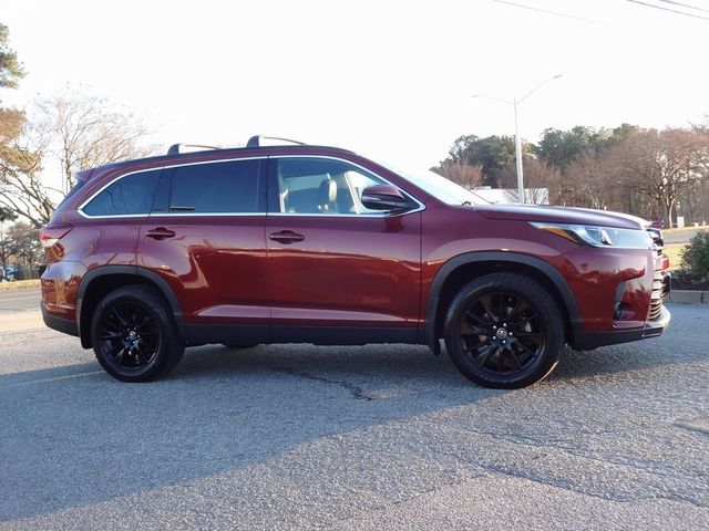 2019 Toyota Highlander SE