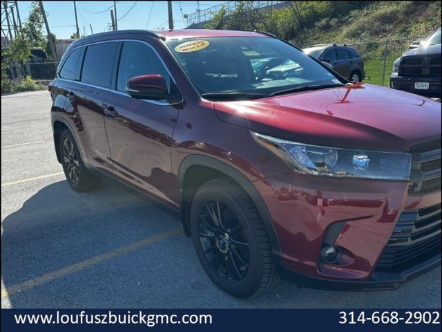 2019 Toyota Highlander SE