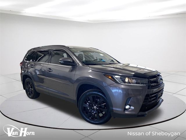 2019 Toyota Highlander SE