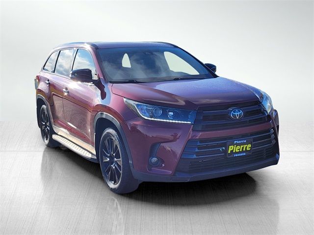 2019 Toyota Highlander SE