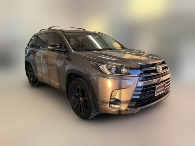 2019 Toyota Highlander SE