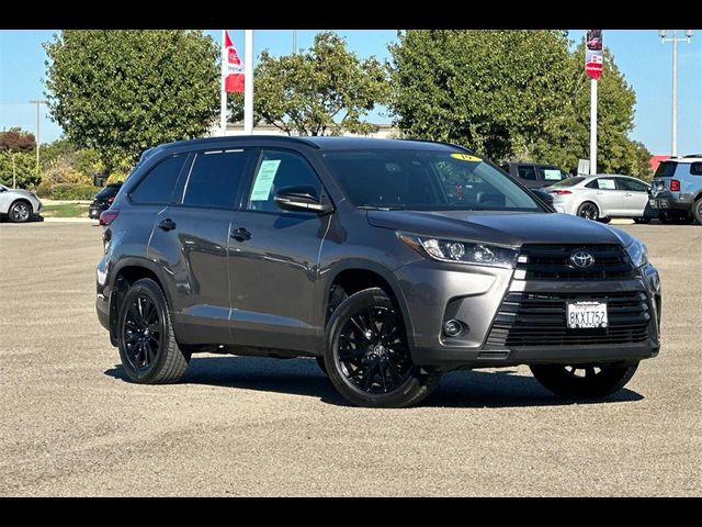 2019 Toyota Highlander SE