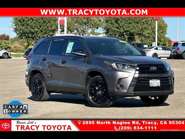 2019 Toyota Highlander SE