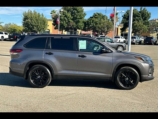 2019 Toyota Highlander SE