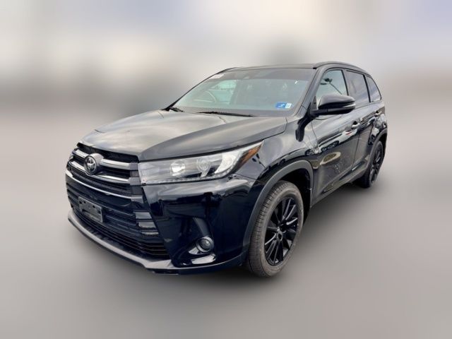 2019 Toyota Highlander SE