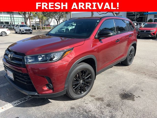 2019 Toyota Highlander SE