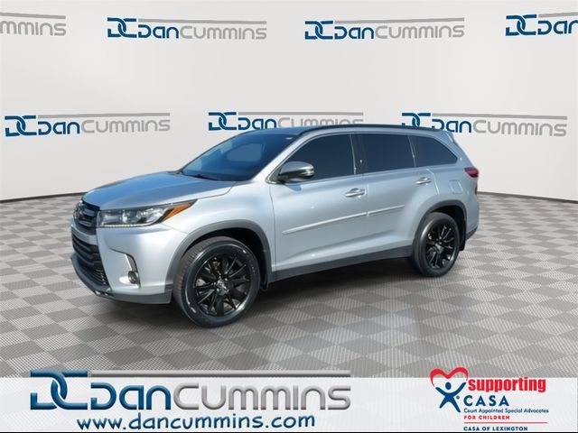 2019 Toyota Highlander SE