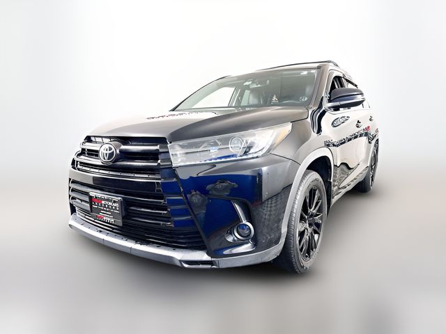 2019 Toyota Highlander SE