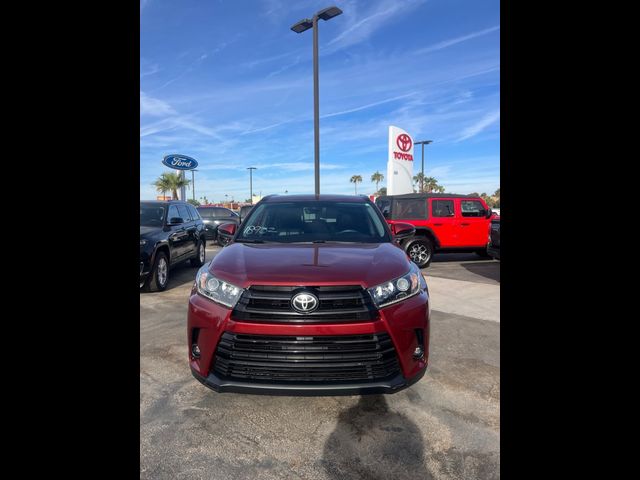 2019 Toyota Highlander SE