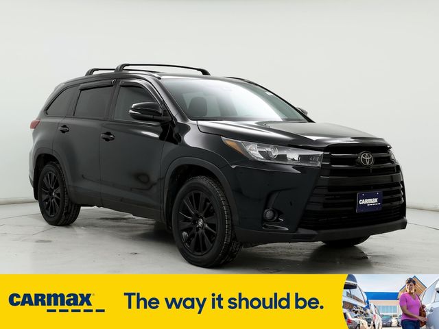 2019 Toyota Highlander SE