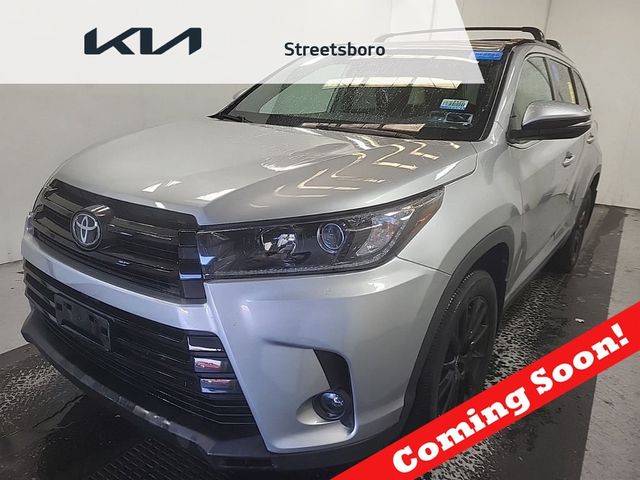 2019 Toyota Highlander SE