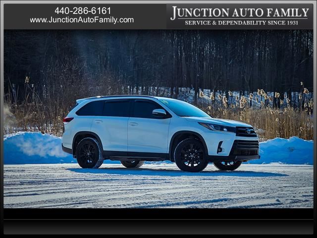 2019 Toyota Highlander SE