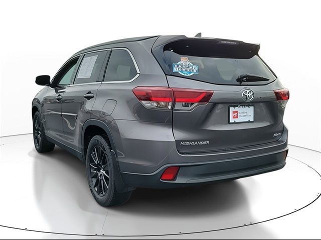 2019 Toyota Highlander SE