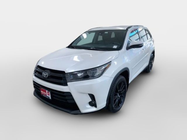 2019 Toyota Highlander SE